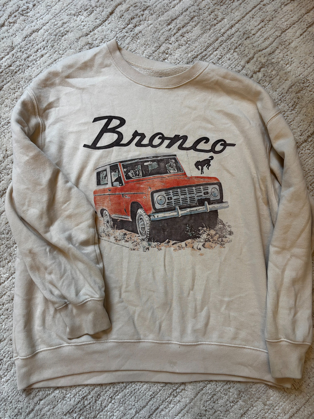 Hollister Bronco Graphic Sweatshirt Cream Size S
